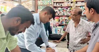 পটুয়াখালীতে মেয়াদোত্তীর্ণ ওষুধ রাখায় ৪ ফার্মেসিতে অর্থদণ্ড